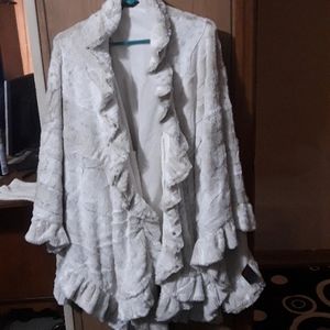 Andrienne landau shawl brand new